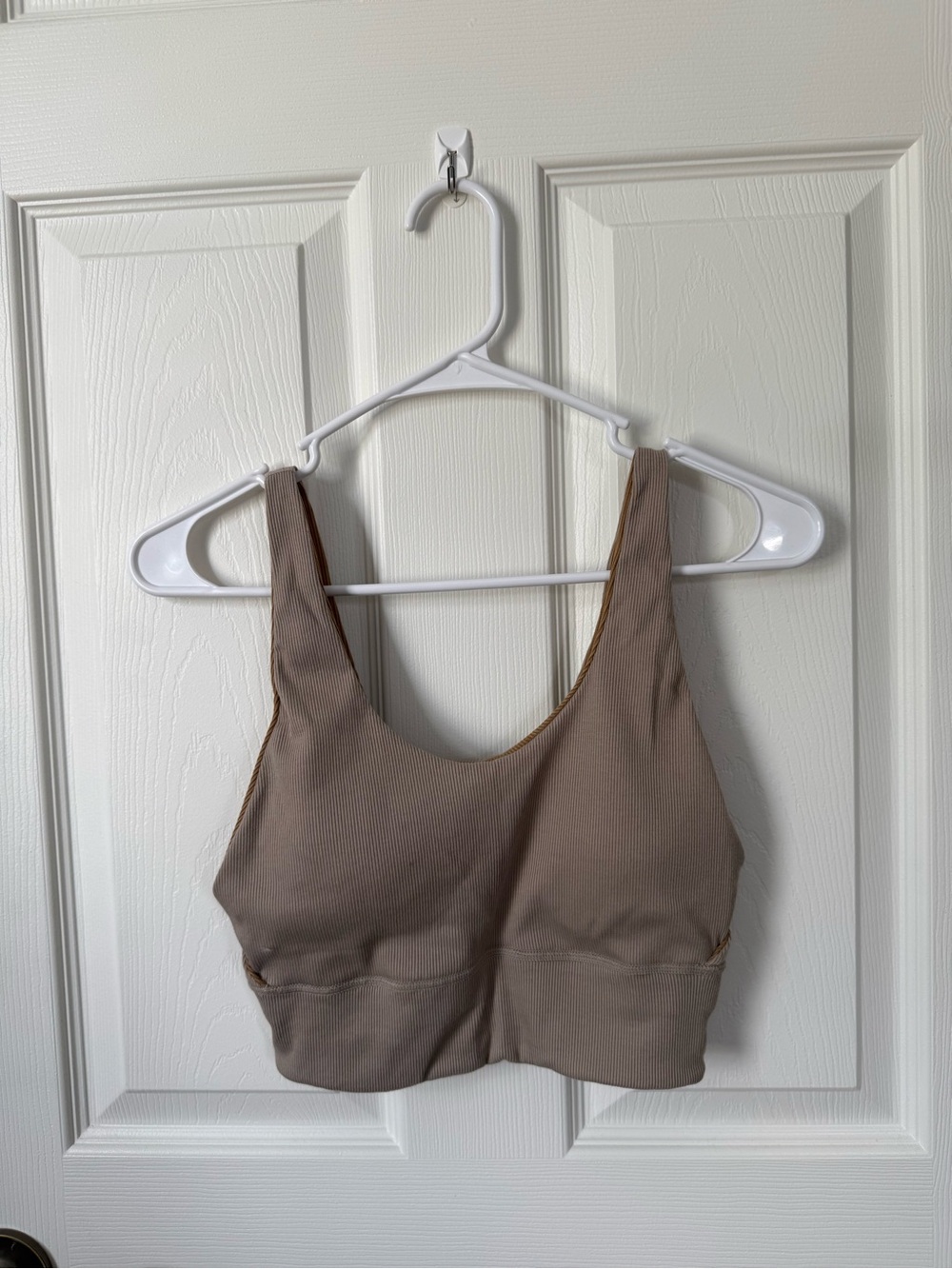 Women’s Seamless Reversible Tan & Brown Sports Bra